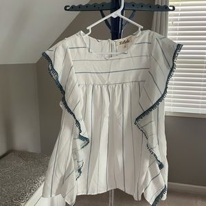 Listicle- boutique top. Small